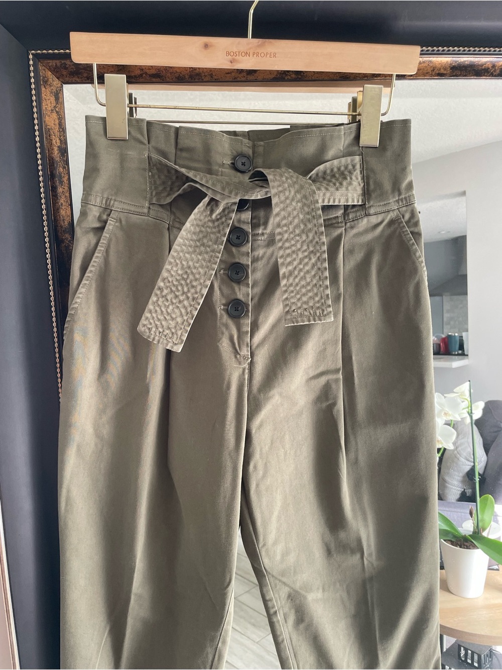 A.L.C. Olive Green Paperbag Waist Belted Pants Size 4 - Picture 4 of 6